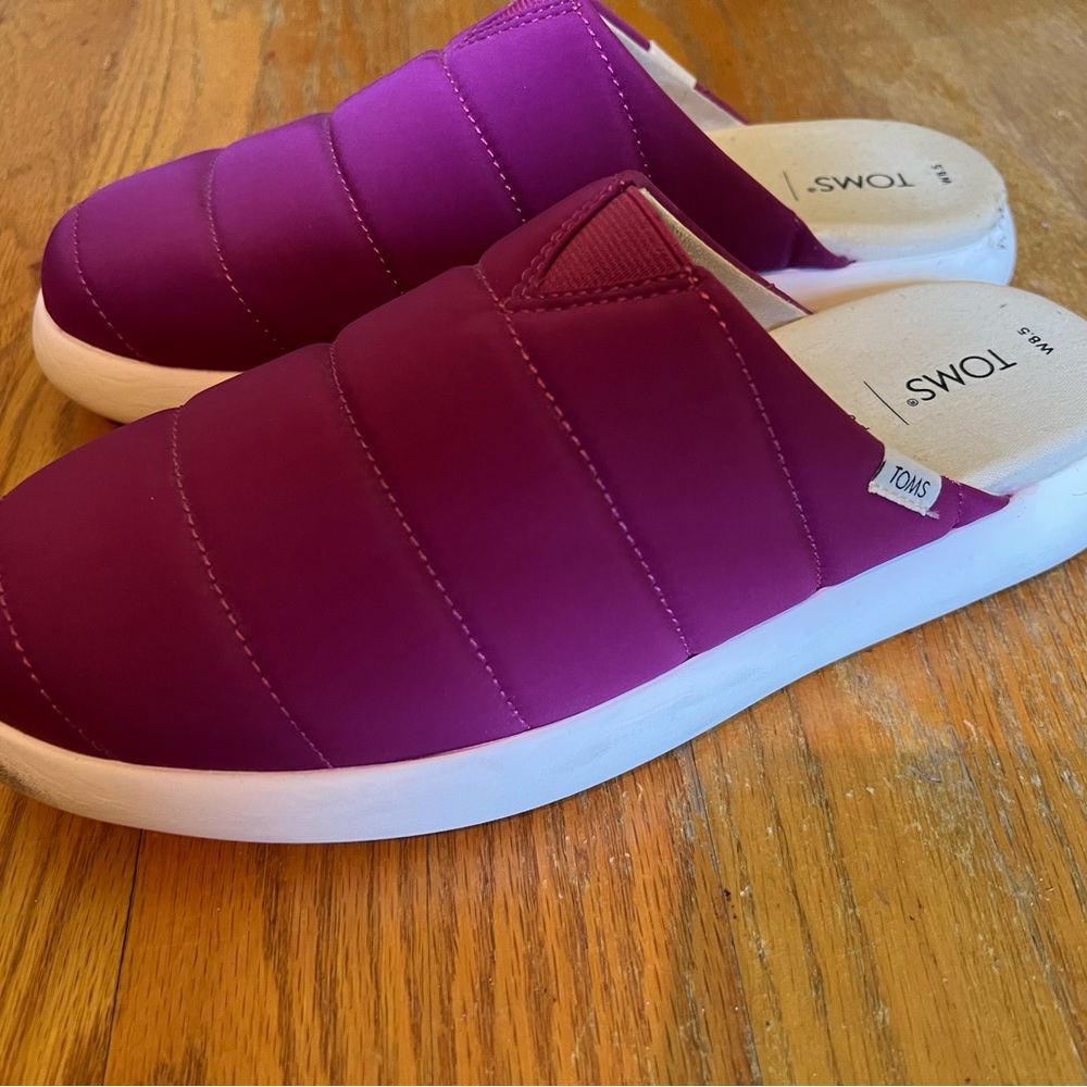 Toms Fuchsia Quilted Slip-On Sneakers